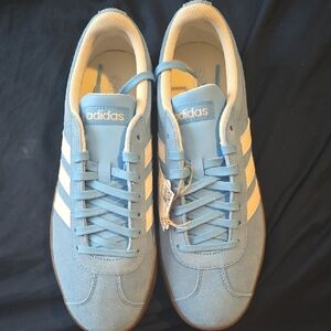 Adidas 8M/9W New In Box